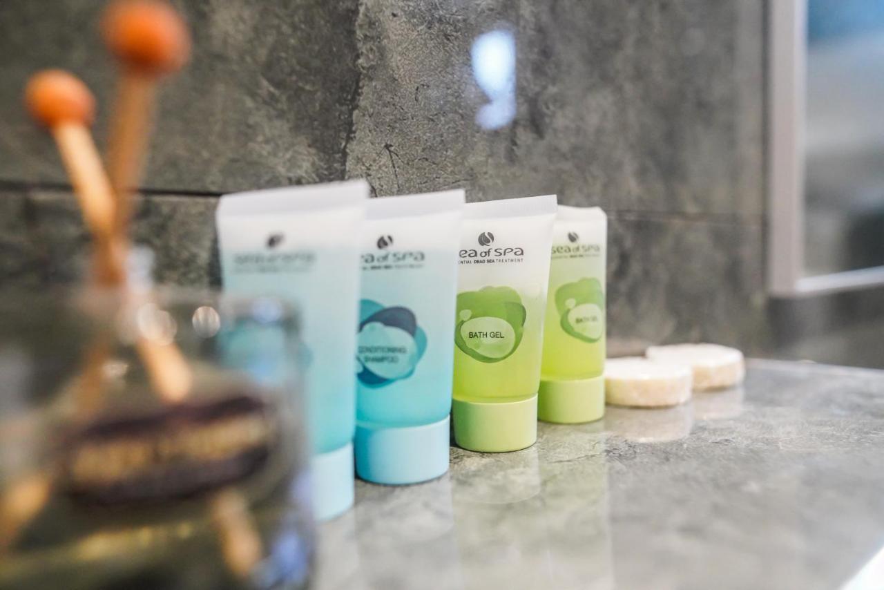 אילבן Eleven Spa Suites エルサレム エクステリア 写真